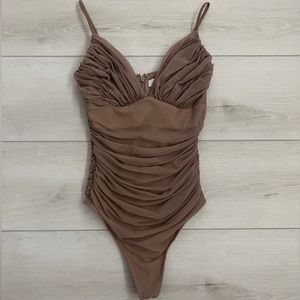 Aritzia Ten by Babaton - Luxor V-Neck Bodysuit - Size XS